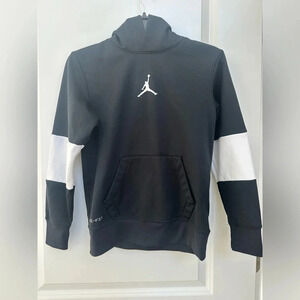 jordan boys size M hoodie black, white
